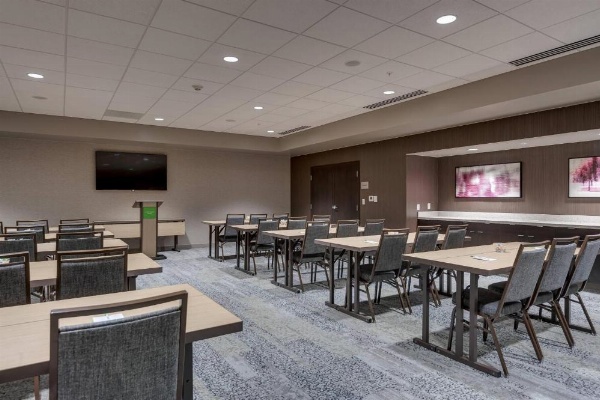 Courtyard by Marriott Ardmore image 10